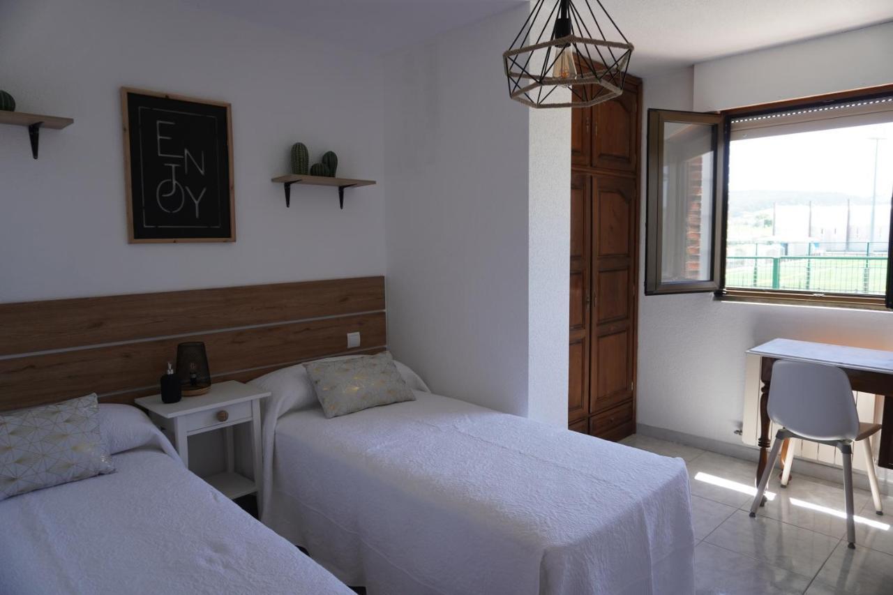 Hostal La Biela 43 Galizano Exteriér fotografie