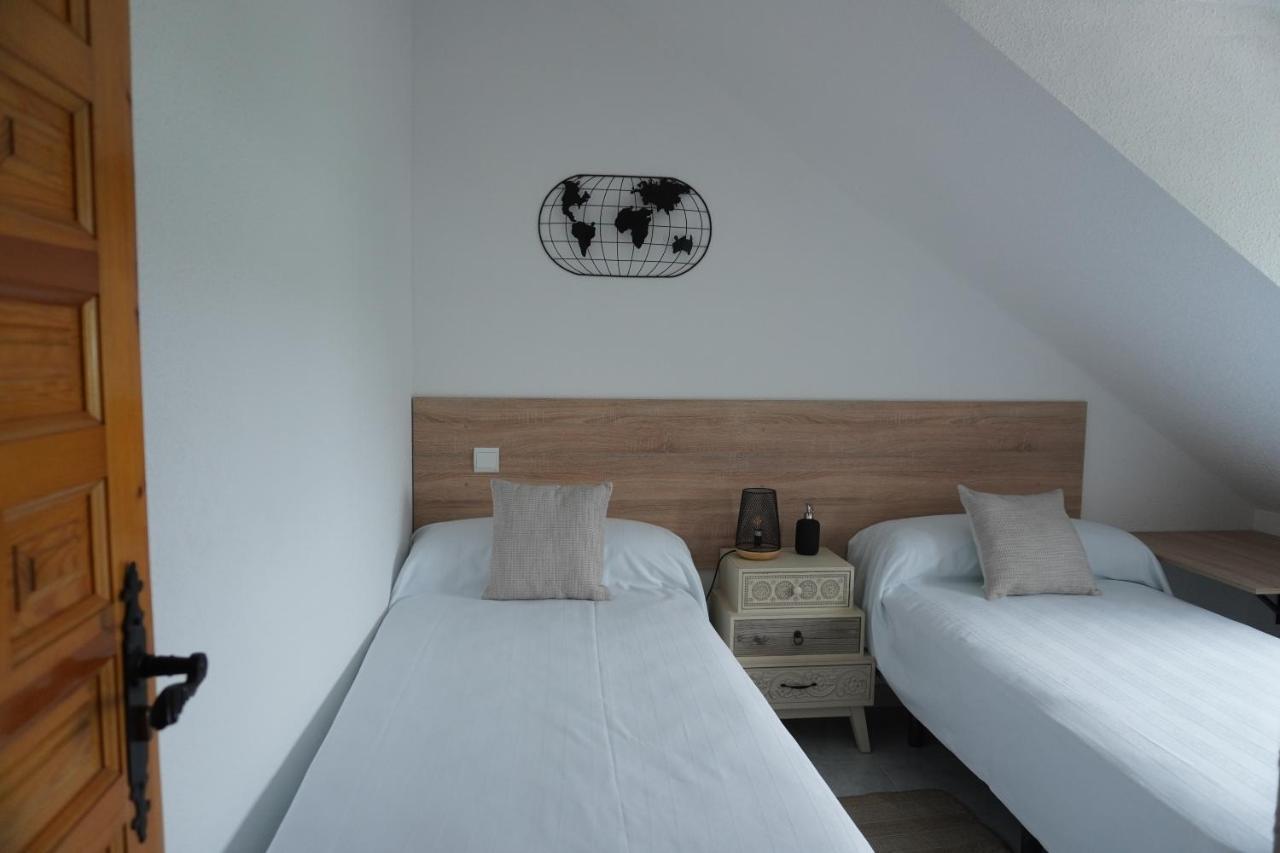Hostal La Biela 43 Galizano Exteriér fotografie