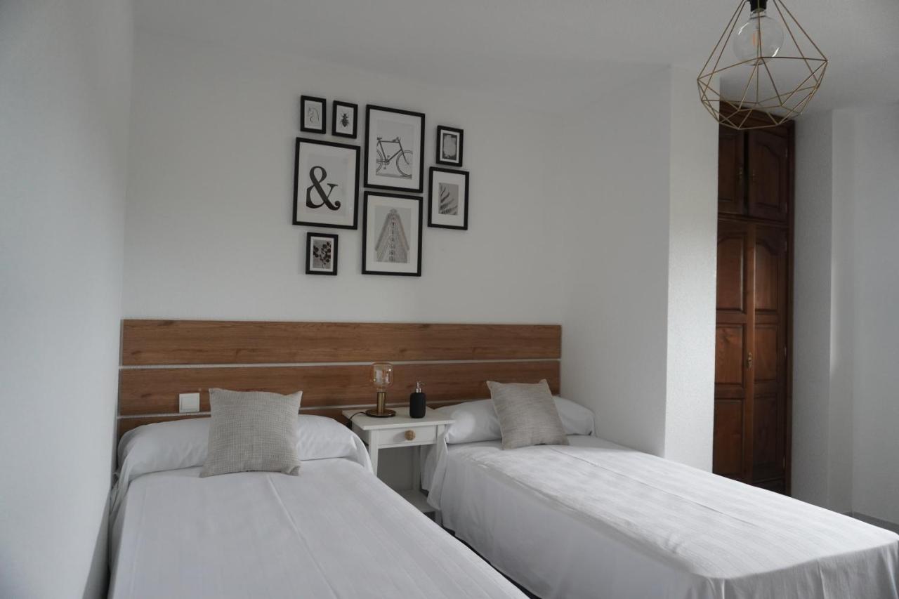 Hostal La Biela 43 Galizano Exteriér fotografie